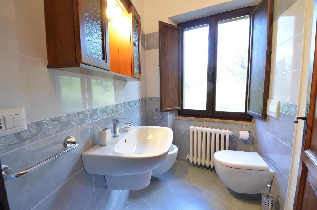 All'ombra Di San Damiano Gasthof 2*
